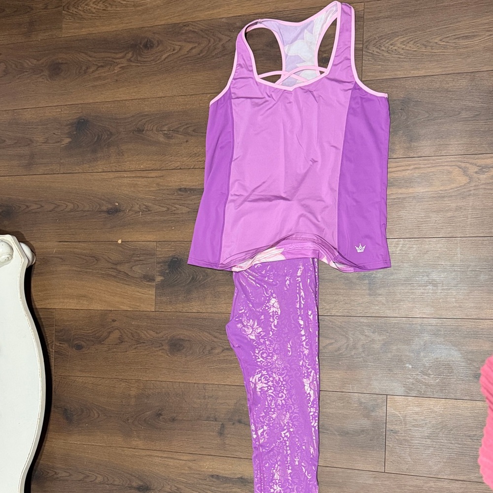 Crowned Athletics Rapunzel Set